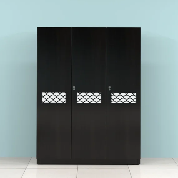 Pristine 3 doors wardrobe front view