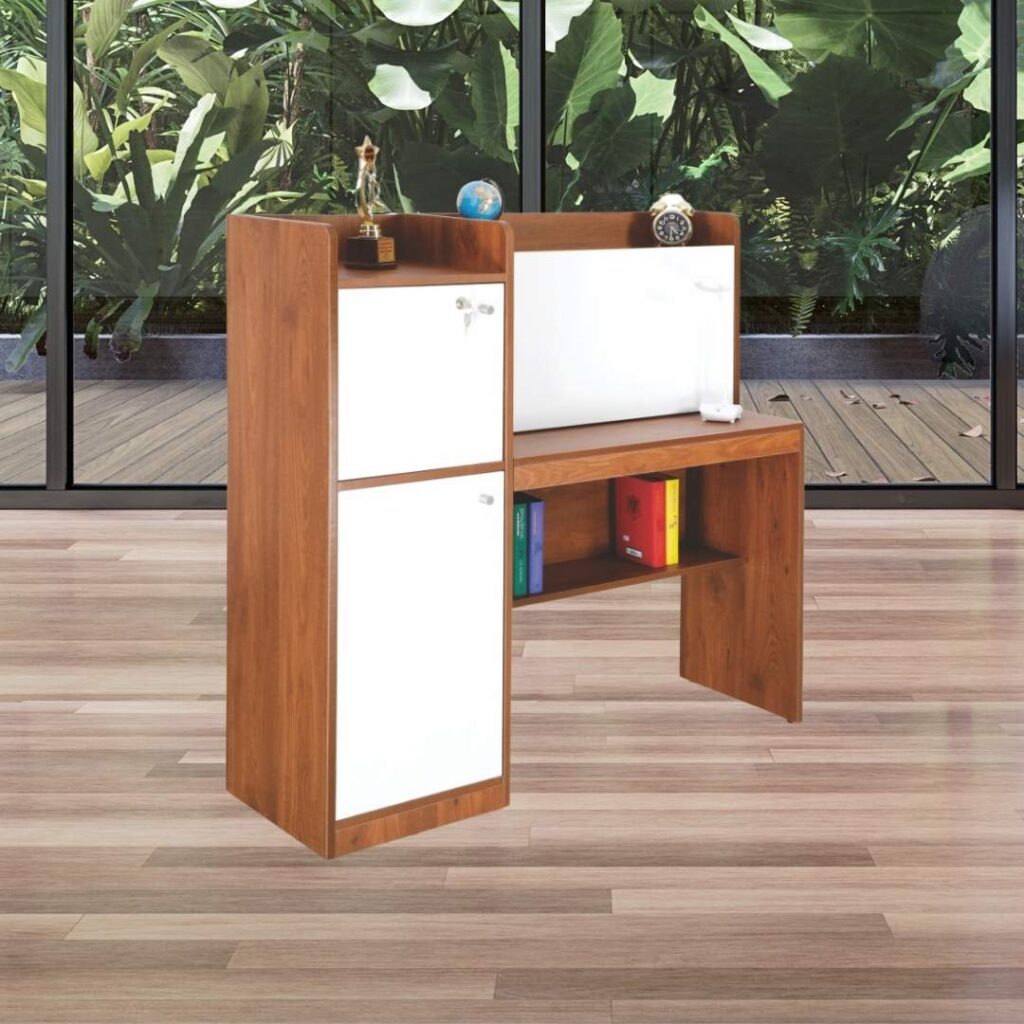 COMPUTER TABLE